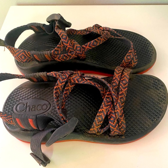 Chacos size 1 - Picture 2 of 4
